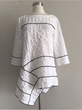 IC BY CONNIE K POLYESTER SPANDEX ASYMMETRICAL HEM TUNIC SHIRT TOP SZ M